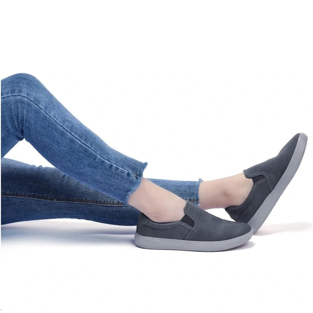 Tiosebon Women's Slip-on Loafers/Shoes/Sneakers Casual Comfort!!! NEW!! 👟‎